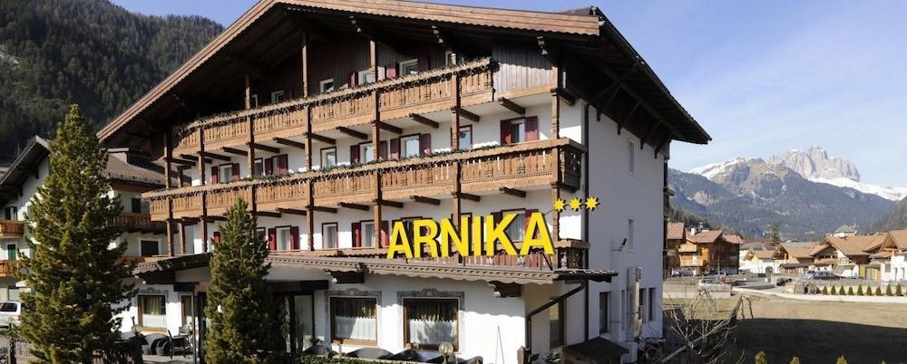 Arnika 3* Pozza di Fassa